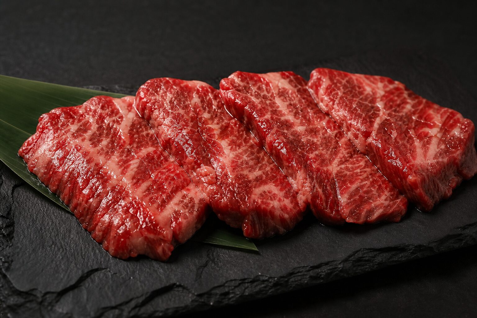 焼肉用に切ったハラミ